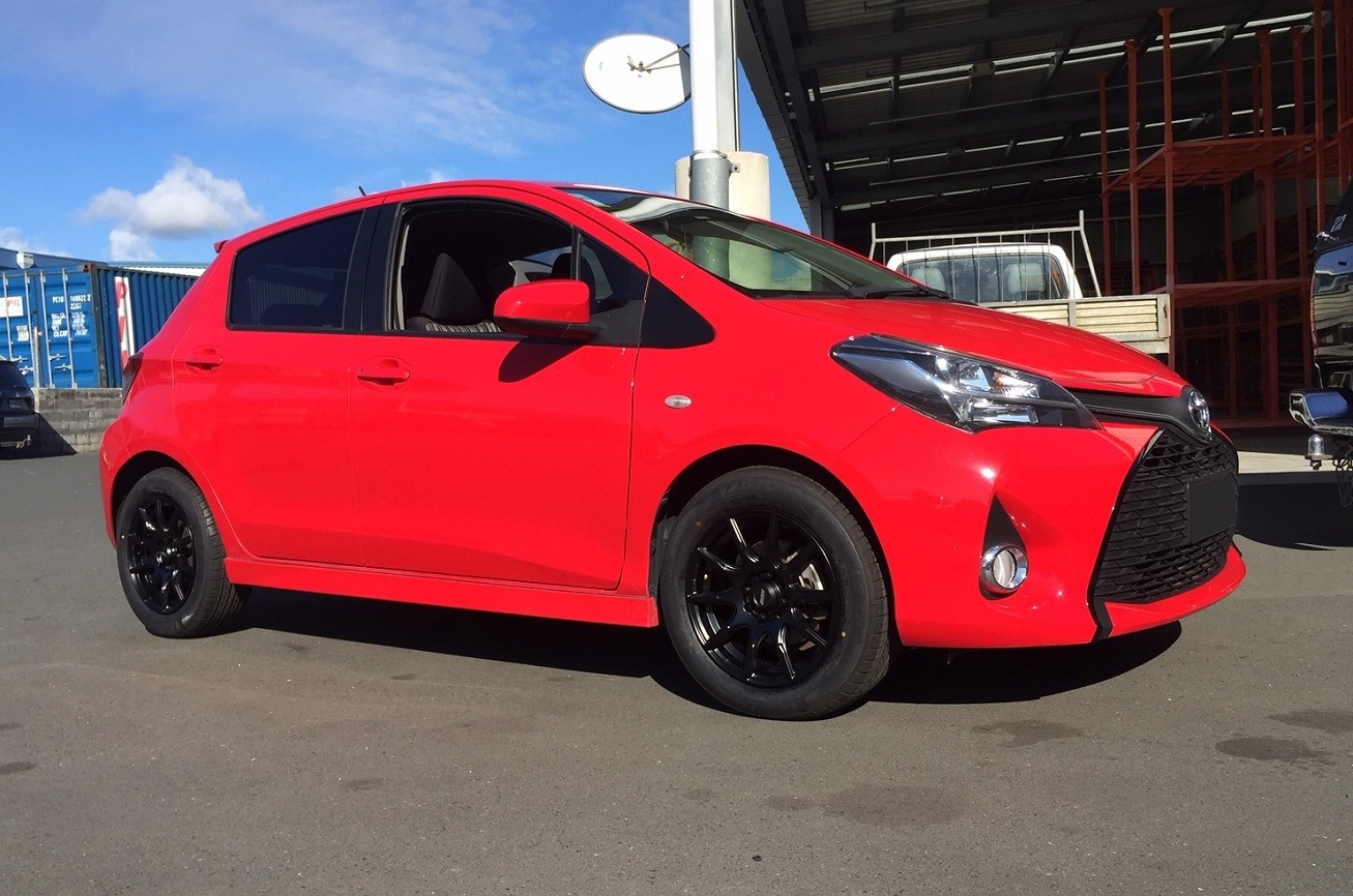 Toyota Yaris on 15 BGW Ratchet
