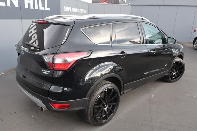 Ford Escape on BGW Pursuit