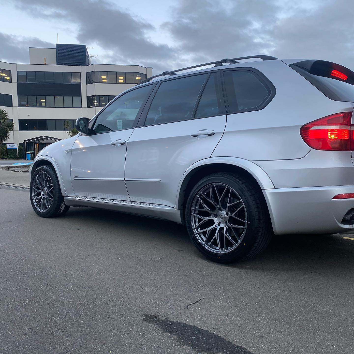 BMW X5 on Covert CV1