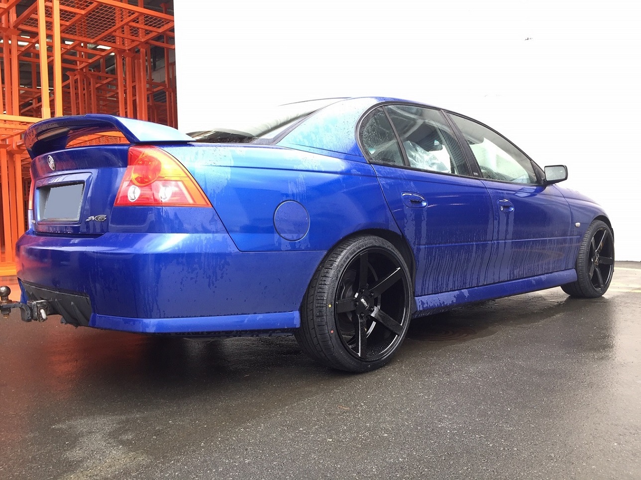 Holden Commodore VZ on BGW Torque