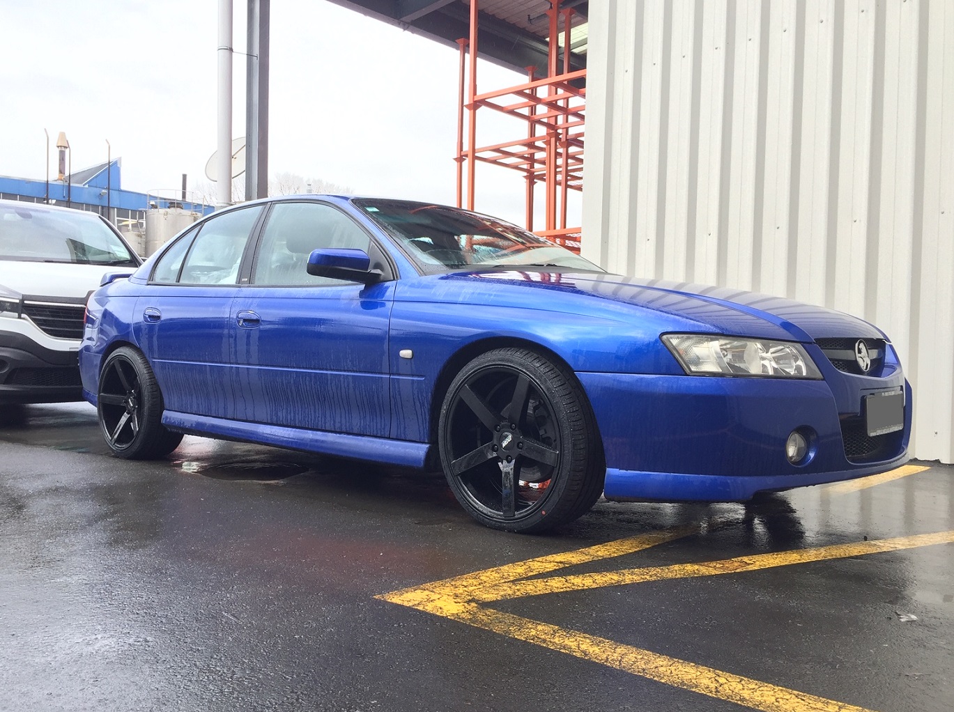 Holden Commodore VZ on BGW Torque