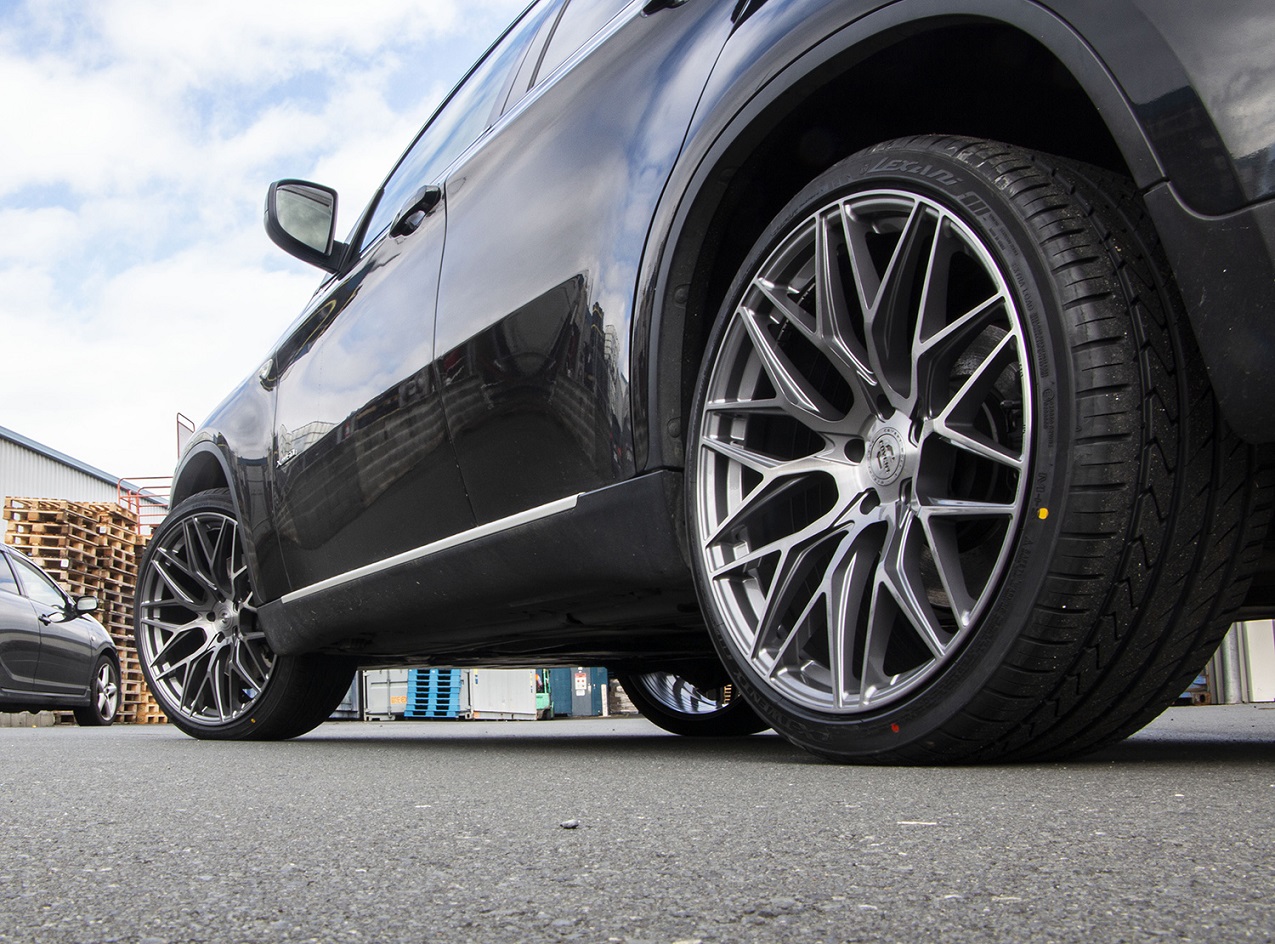 BMW X6 on Covert CV1