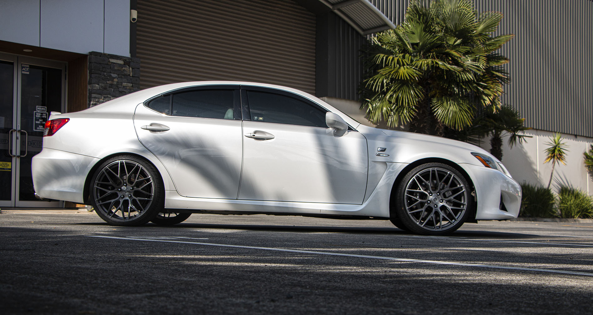 Lexus ISF on Covert CV1
