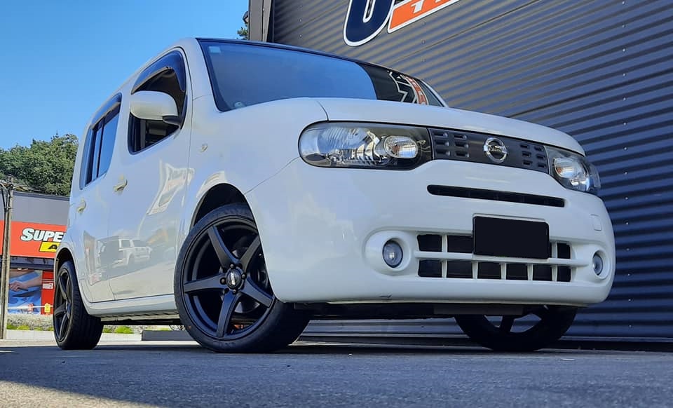 Nissan Cube on BGW Apex