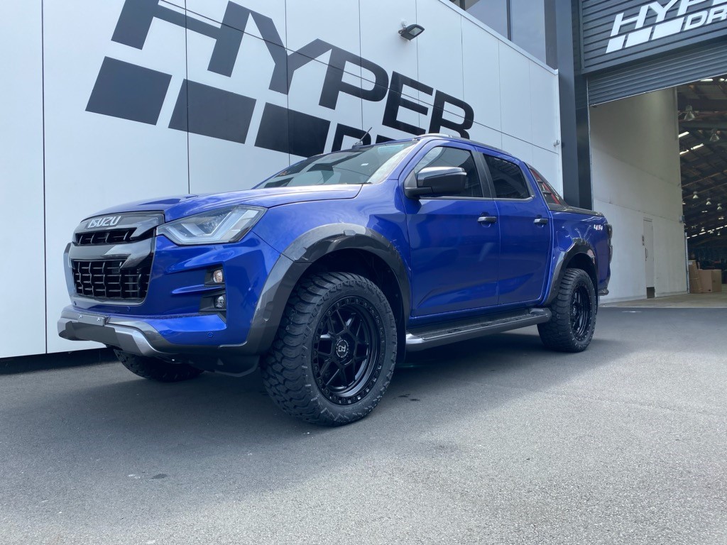 Isuzu D-Max on Black Rhino Kelso
