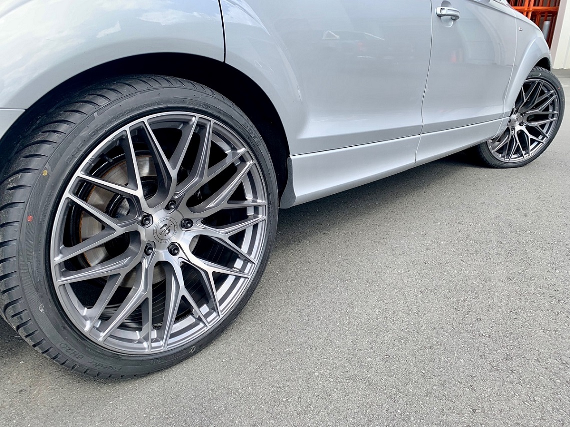 Audi Q7 on Covert CV1