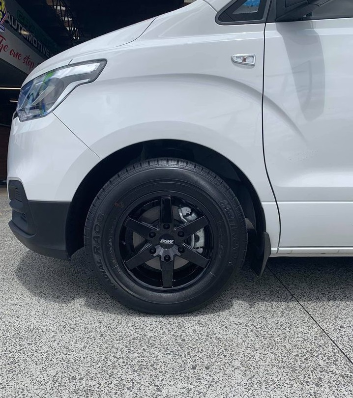 Hyundai I-Load on BGW Urban