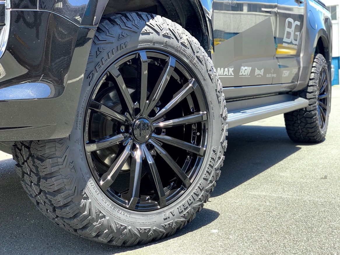 Holden Colorado on BGW Blast w Delium Terra Raider