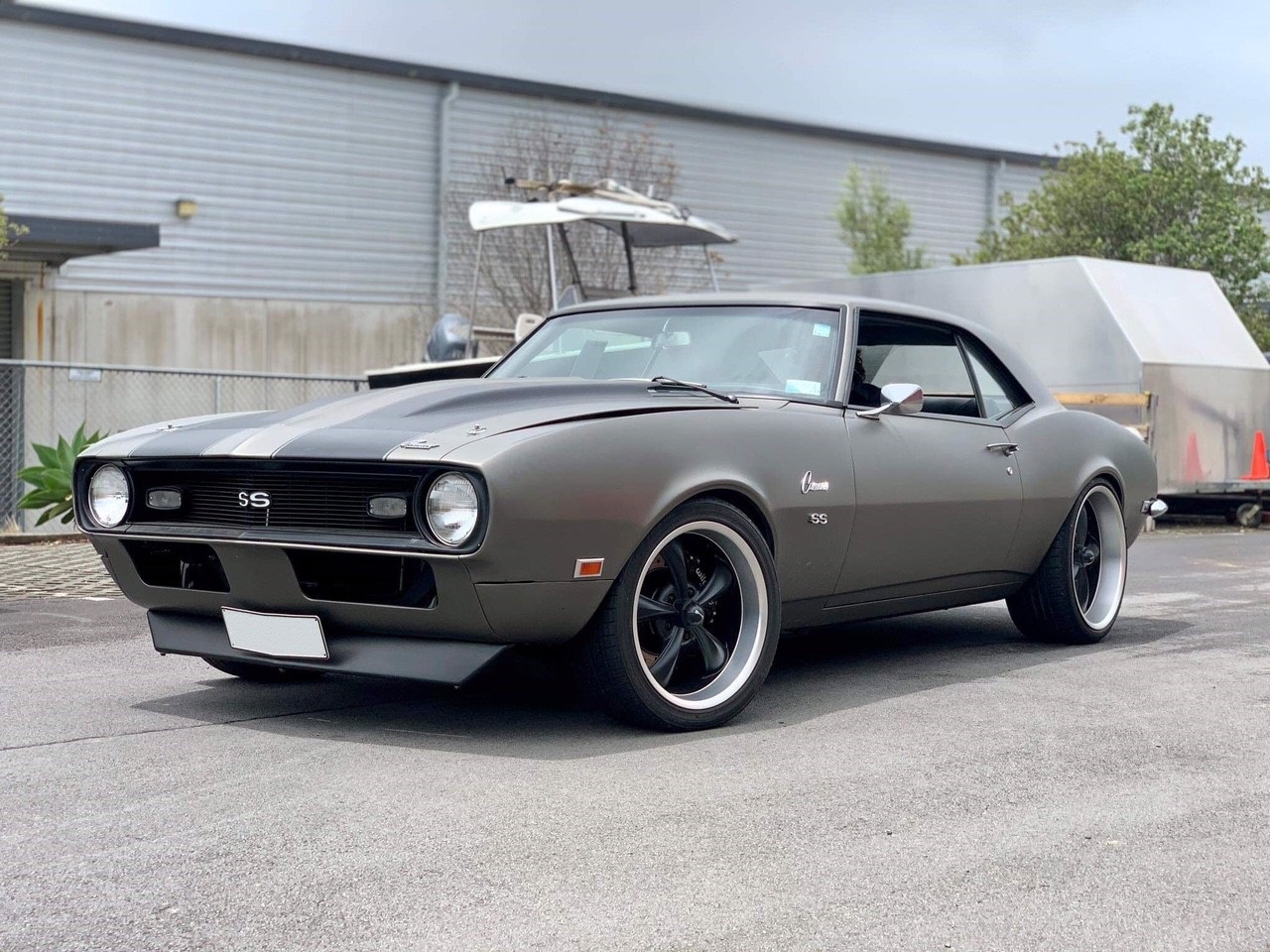 Chevrolet Camaro (1968) on Ridler R695