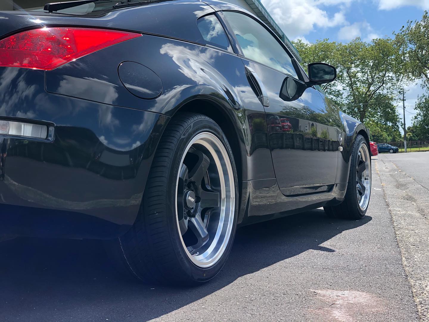 Nissan 350z on BGW Ebisu