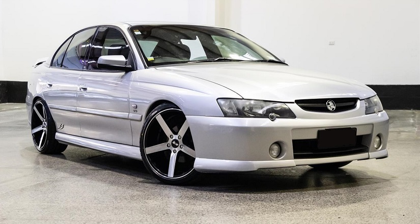 Holden Commodore VZ SS on BGW Torque