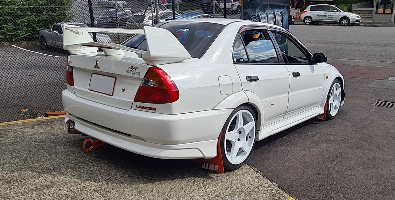 Mitsubishi Evolution 6.5 on BGW R5