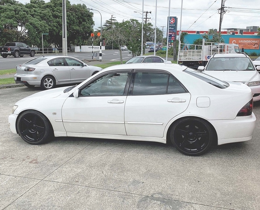 Toyota Altezza on BGW R5