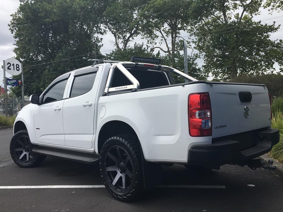 Holden Colorado on BGW Vader