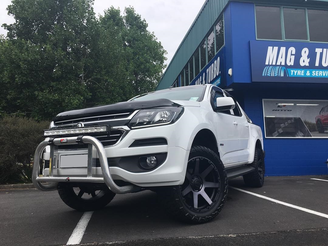 Holden Colorado on BGW Vader