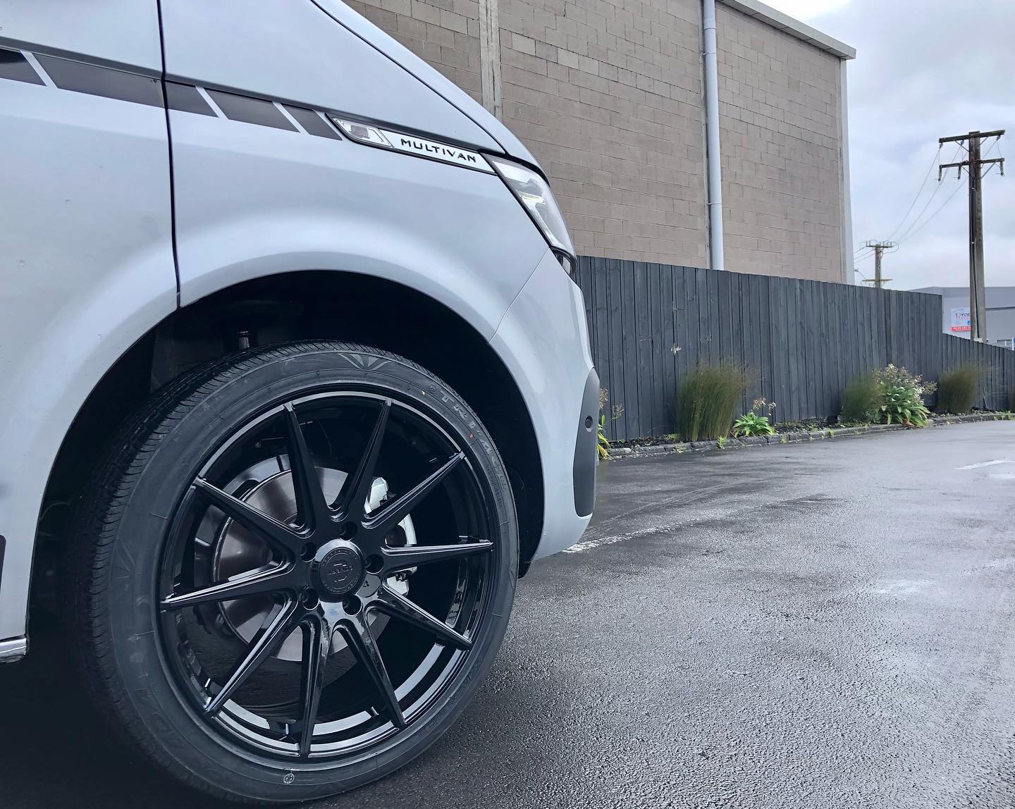 VW Transporter on Covert CV2