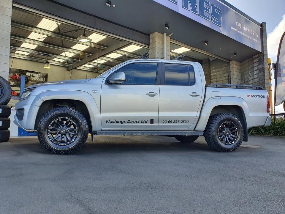 VW Amarok on ROH Vapour