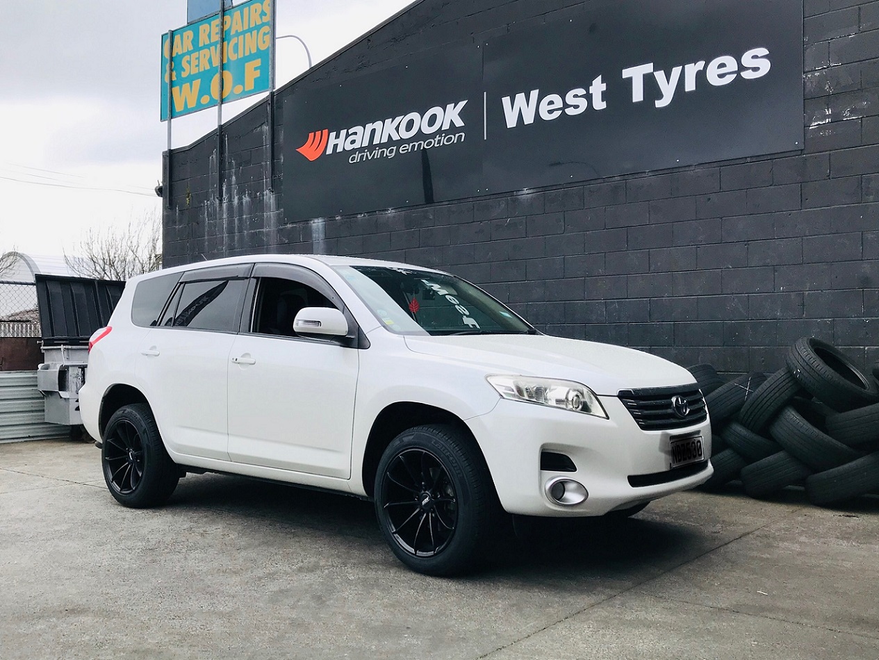 Toyota Vanguard on BGW Titan
