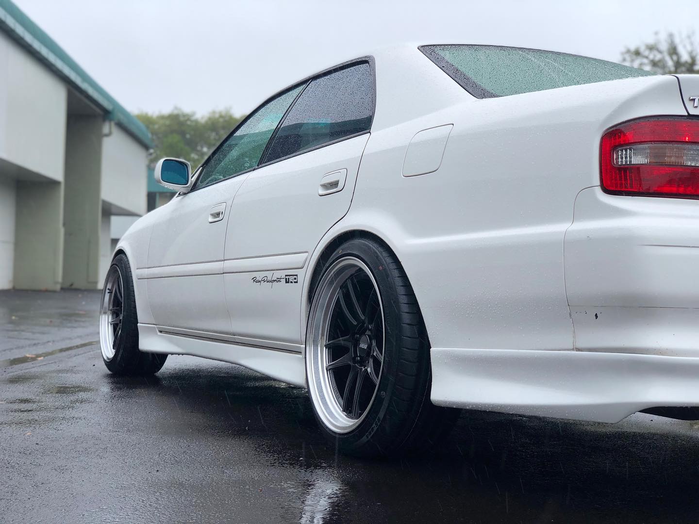 Toyota Chaser on BGW DC Emotion 5