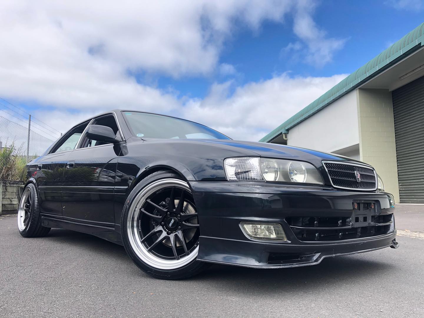 Toyota Chaser JZ100 on BGW DC Emotion 5