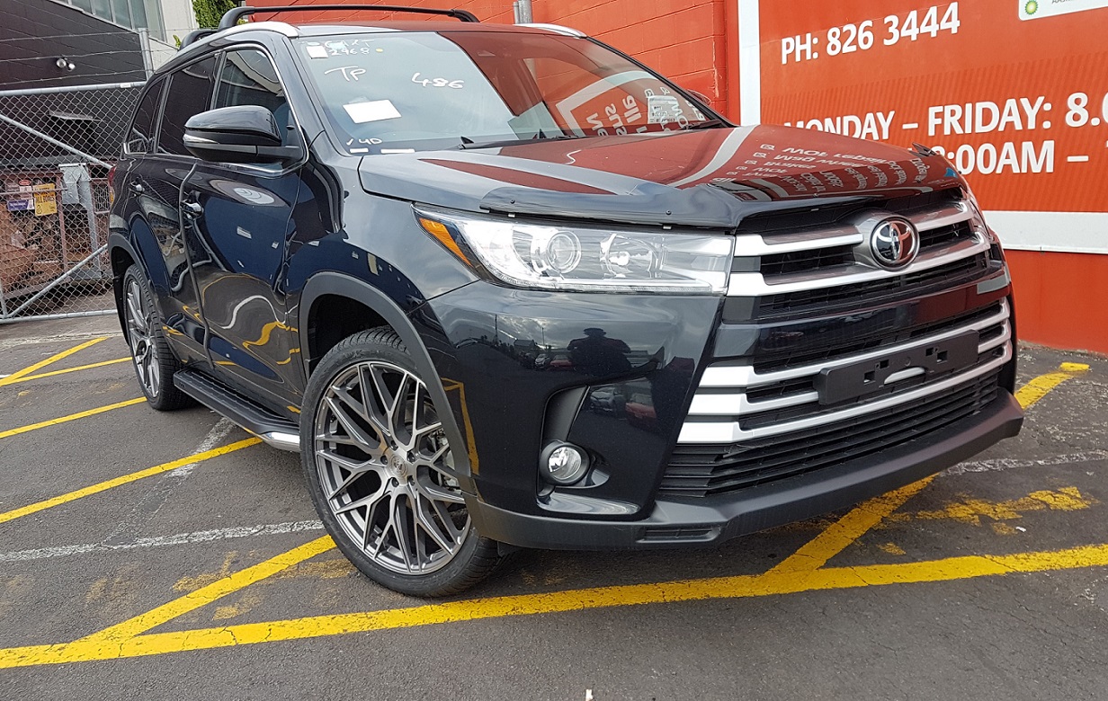 Toyota Highlander on Covert CV1
