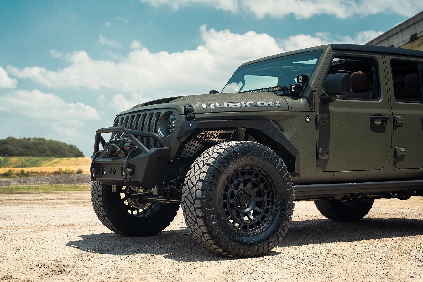 Jeep Wrangler JL on Black Rhino Chamber