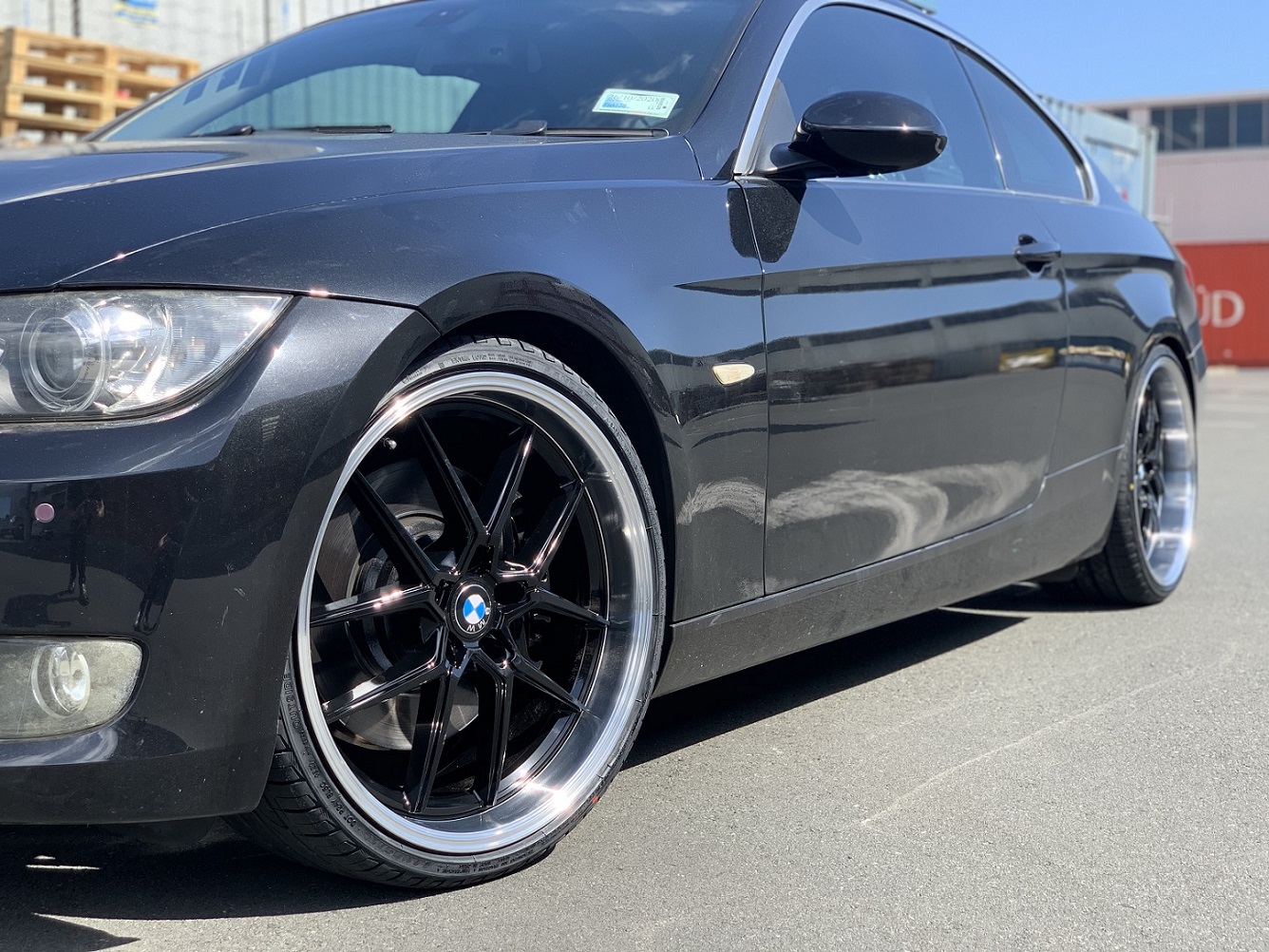 BMW 3 Series on Covert CV4
