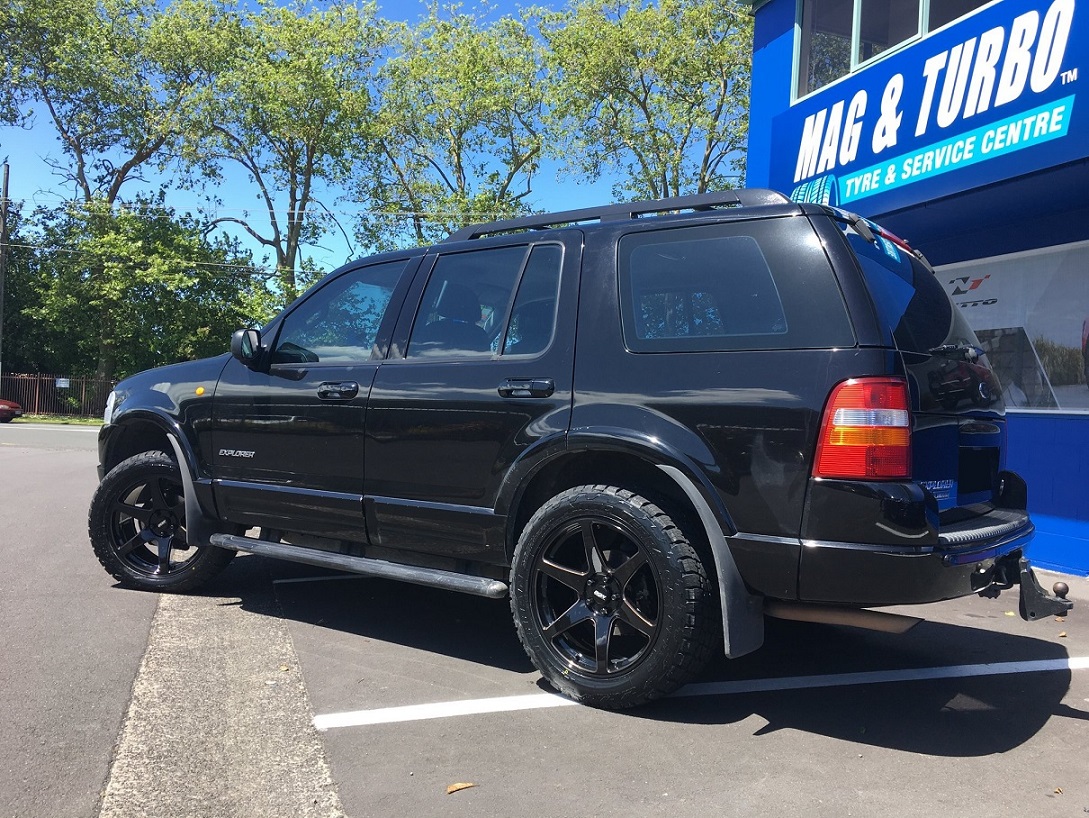 Ford Explorer on BGW Cartel