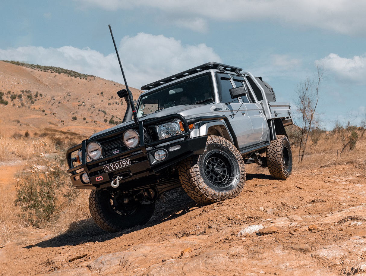 Toyota Landcruiser 79 Series on ROH Assault