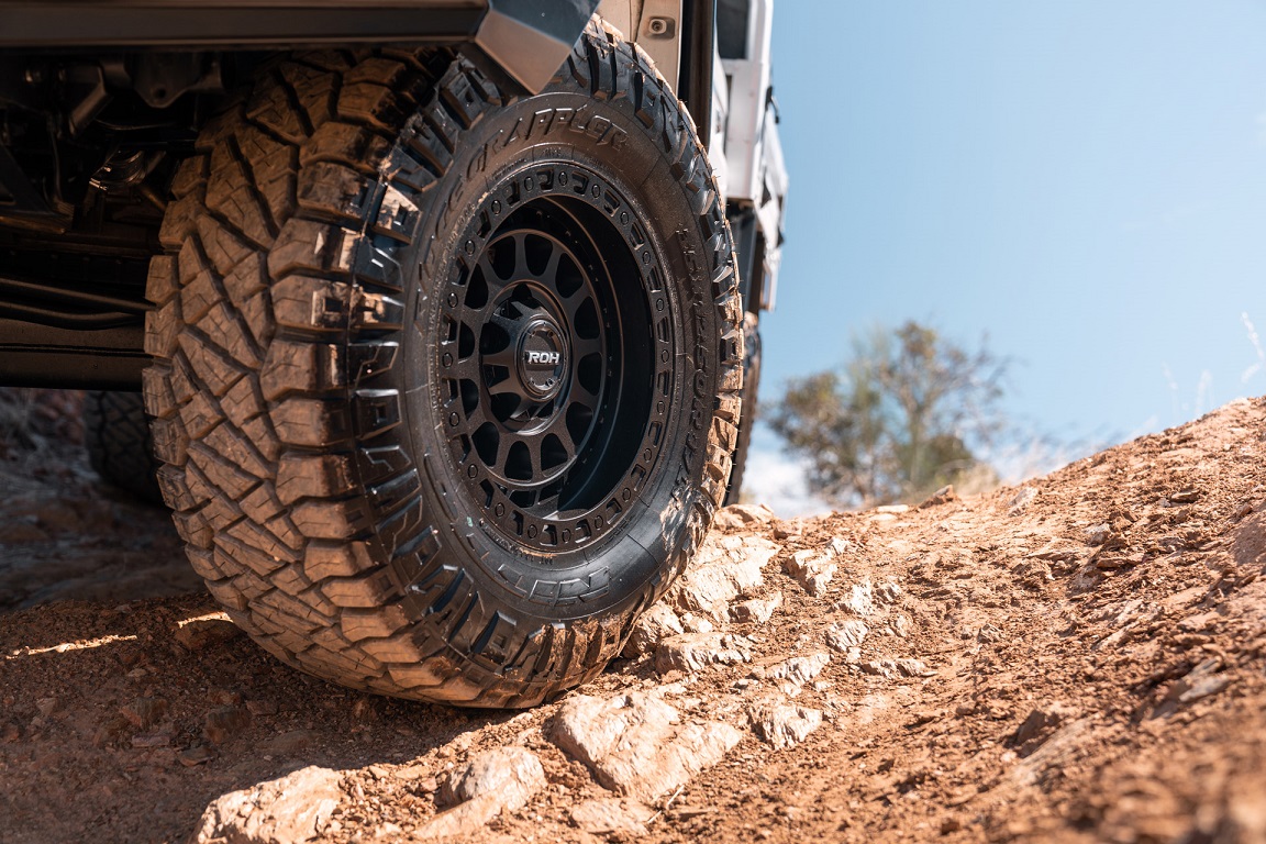 Toyota Landcruiser 79 Series on ROH Assault