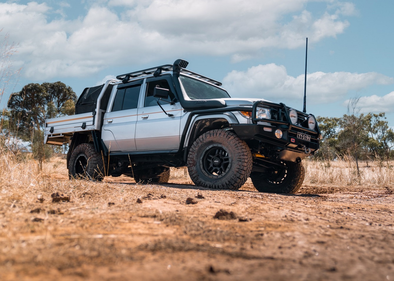 Toyota Landcruiser 79 Series on ROH Hammer