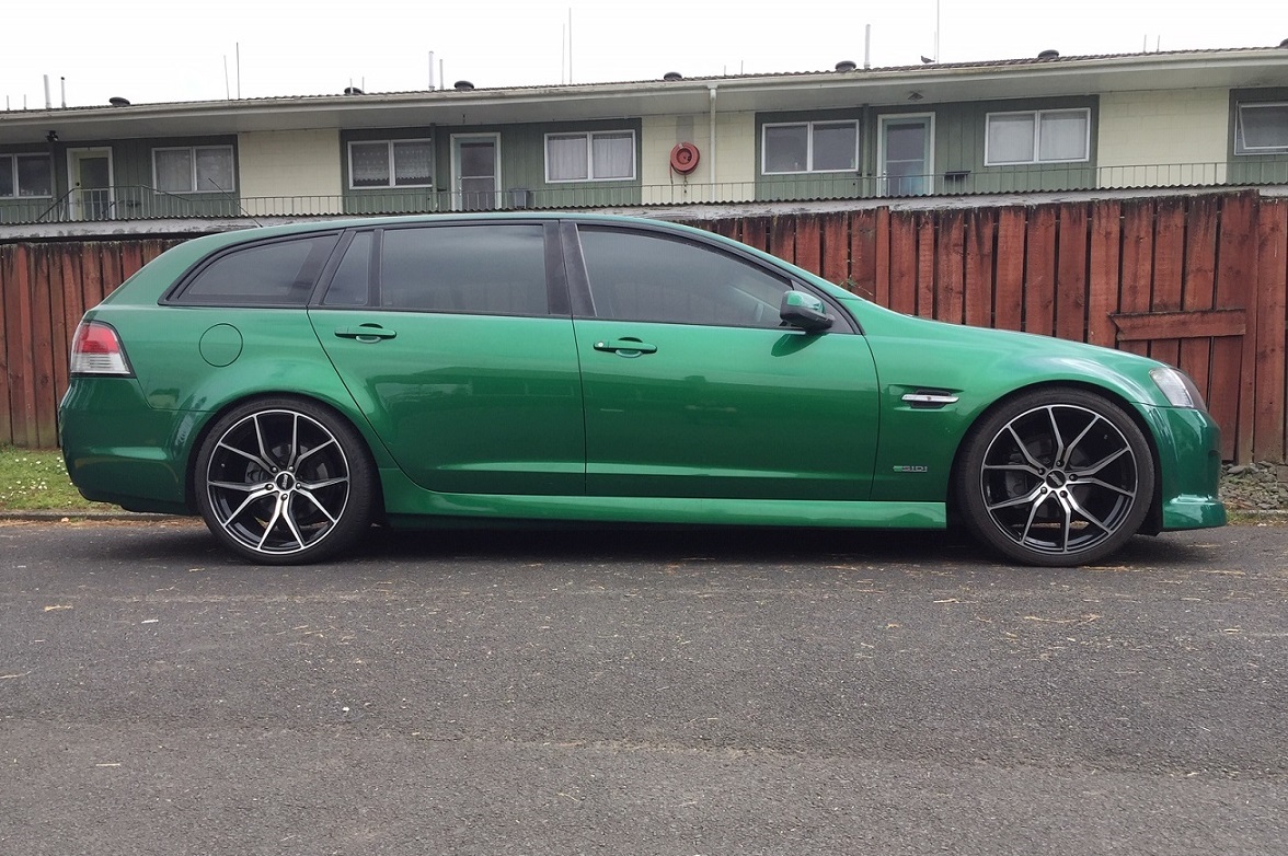 Holden Commodore VE on BGW Compton