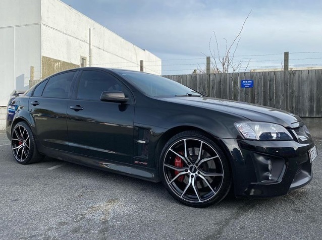 Holden Commodore VE GTS on BGW Compton