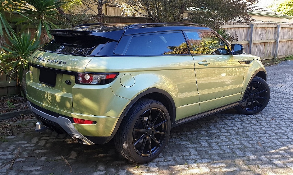 Land Rover Range Rover Evoque on Covert CV2