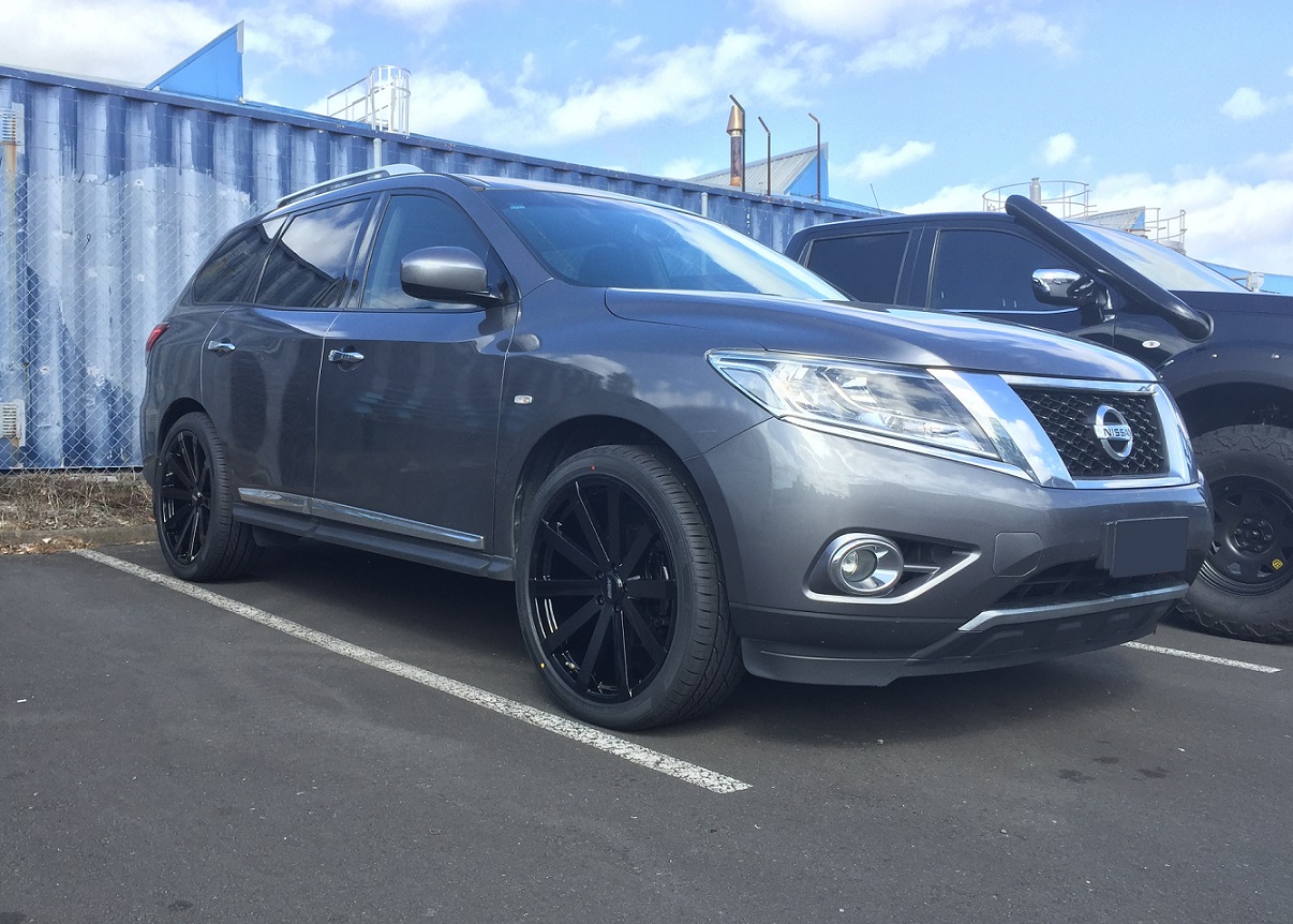 Nissan Pathfinder on BGW VM12