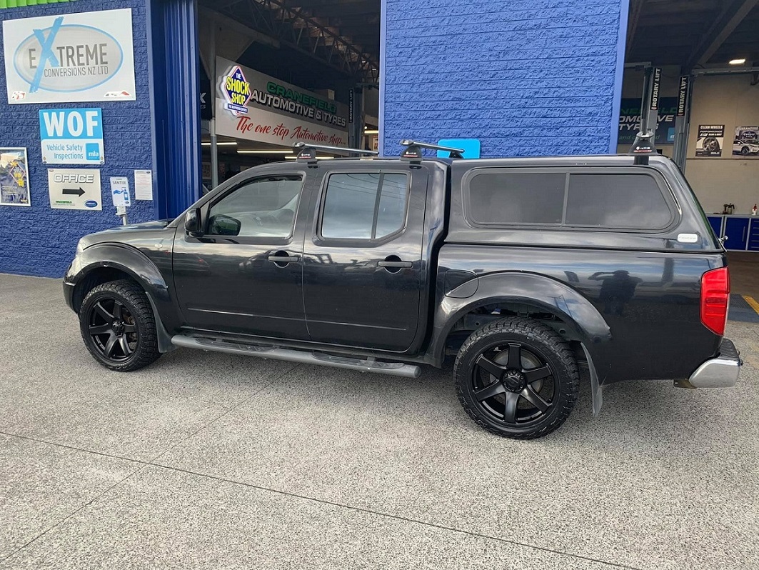Nissan Navara D40 on BGW Beast