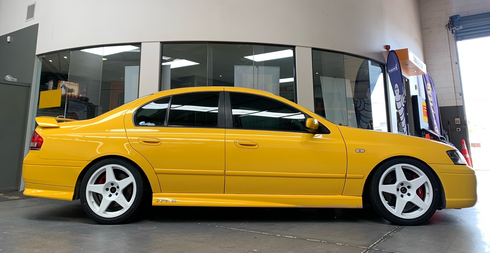 Ford Falcon on BGW R5
