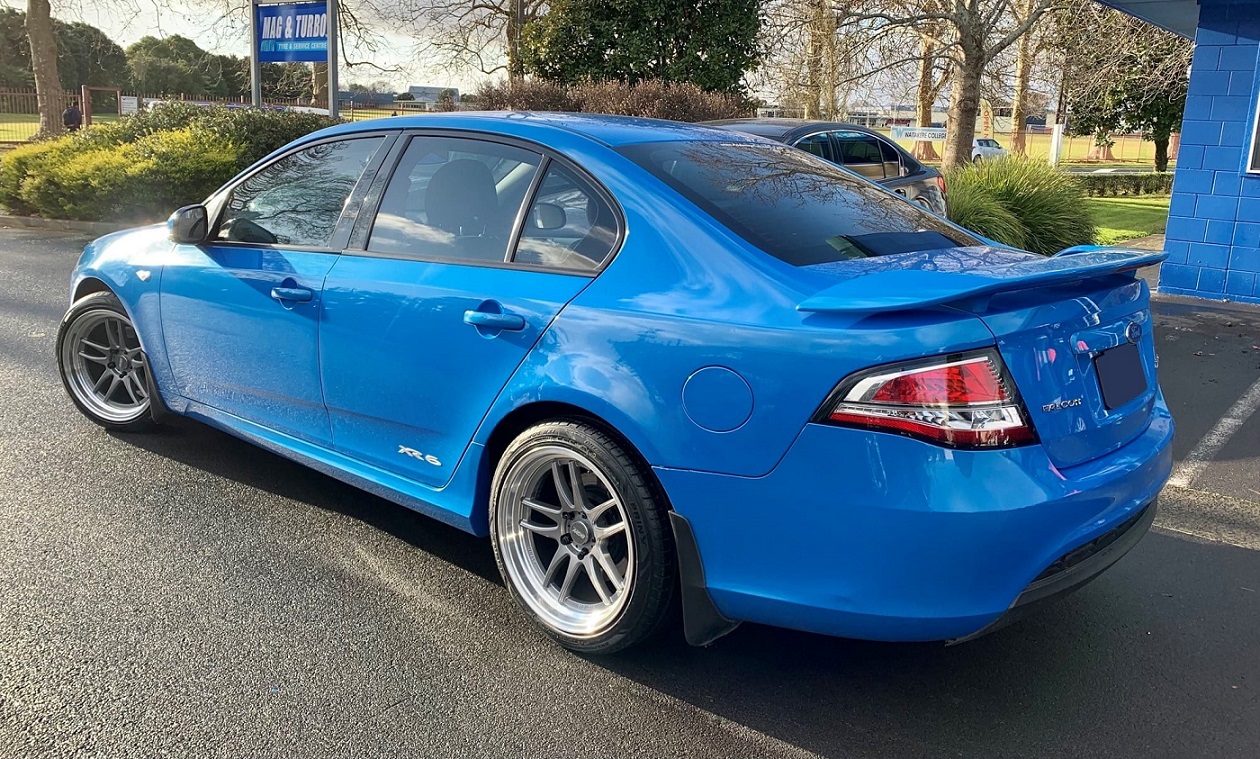 Ford Falcon XR6 on BGW DC Emotion 5