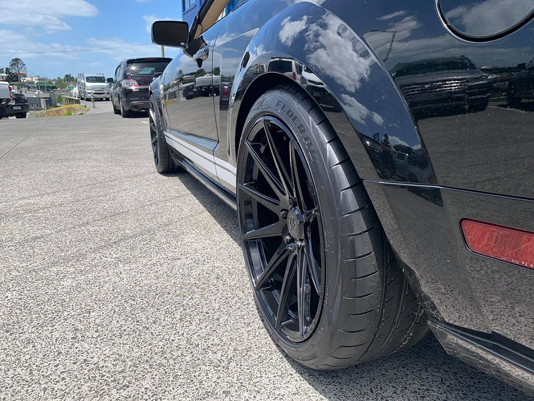 Ford Mustang on Covert CV2