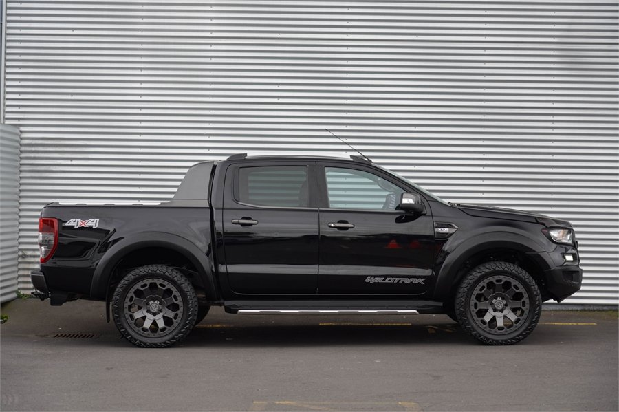 Ford Ranger on Black Rhino Warlord and AMP tyres