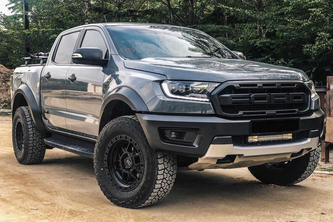 Ford Ranger Raptor on Black Rhino Kelso
