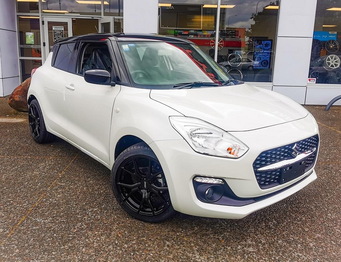 Suzuki Swift on BGW Compton