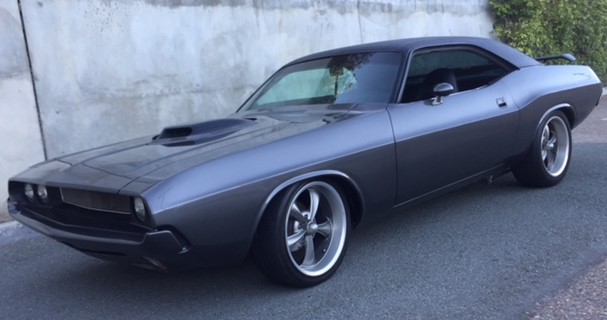 Dodge Challenger on Ridler R695