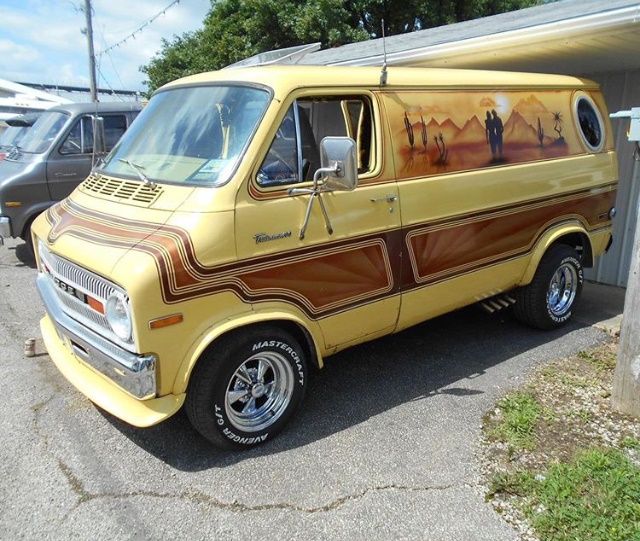 Dodge B Series Van on CRAGAR S/S