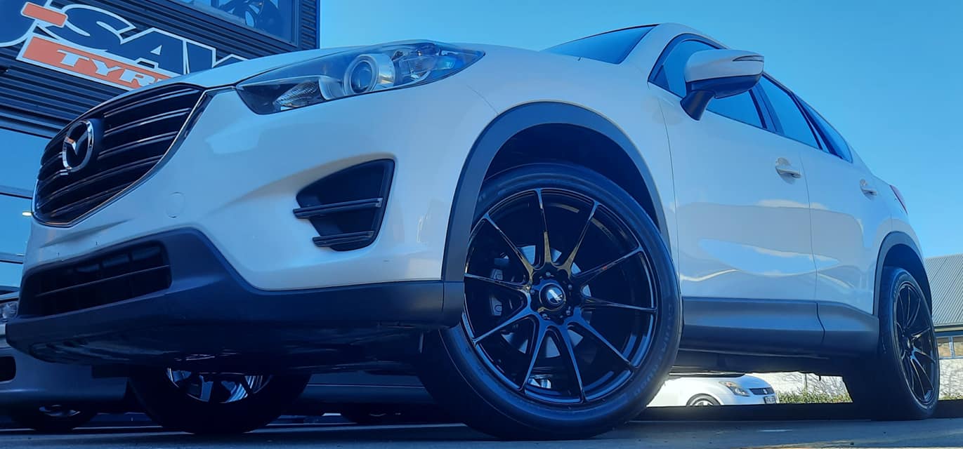 Mazda CX5 on BGW Circuit