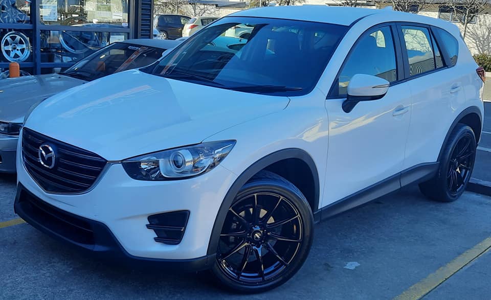 Mazda CX5 on BGW Circuit