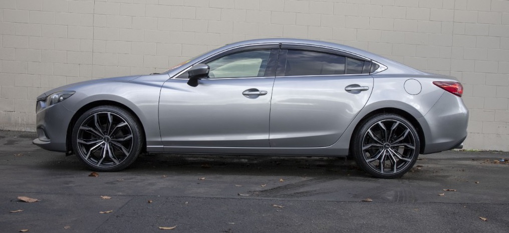Mazda 6 on BGW Black Widow