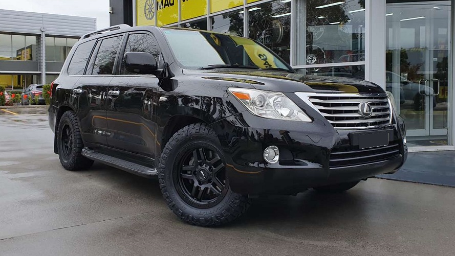 Lexus LX570 on ROH Hammer
