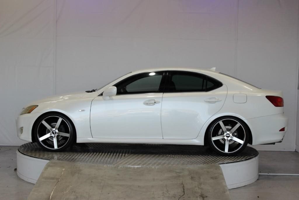 Lexus IS250 on BGW Torque