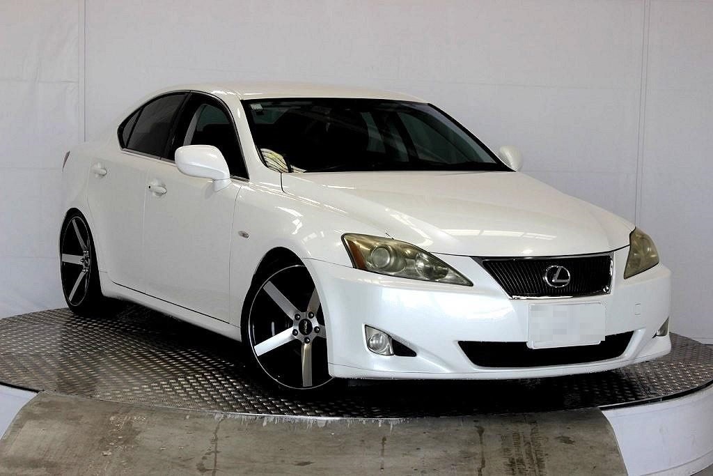 Lexus IS250 on BGW Torque